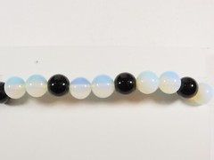 Necklace Moonstone Black Onyx Beads Signed Toni Vintage Mod 16x24mm C4623