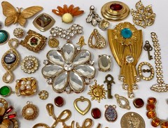 Lot Vintage & Modern Jewelry Parts Broken Repurpose Craft Rhinestones Harvest A2