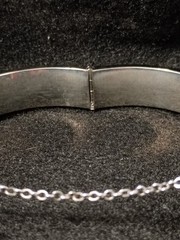 BB Binder Brothers Sterling Hinged Bangle Bracelet Etched Ornate w/ safety chain