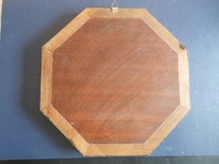 7 antique-style pendants