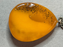 NATURAL OLD ANTIQUE YELLOW BUTTERSCOTCH BALTIC AMBER PENDANT 7,6 gr