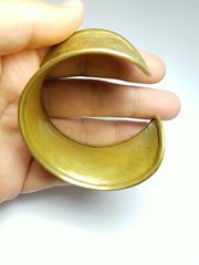 Antique 1920s Wide Brass Bangle Bracelet, One Size Fits All. Excellent cond.