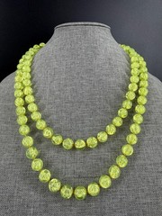 Vintage MCM Lime Green Crackle Lucite Bead Flapper Necklace 53″