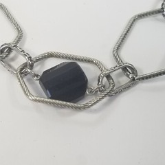 Lia Sophia Textured Silver Tone Hexagon Bead Fashion Necklace Open Link