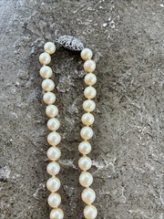!!! Panetta Stamped Pearl Style Necklace Elegant Statement Piece Vintage