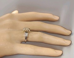 Vintage Platinum Engagement Ring 2.34ct.Natural Champagne Radiant Diamond GIA