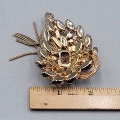Vintage Hattie Carnegie Brown Rhinestone Brooch Gold tone Chains 3 in