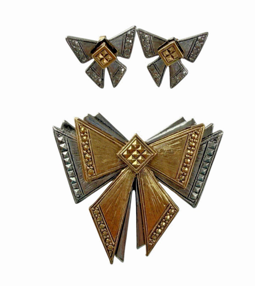 Vintage AVON Art Deco Bow Two Tone Pin Brooch & Earrings Set Stylepoints 1995