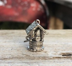 3419 Wishing Well Charm Pendant Silver 3D Dangle Style