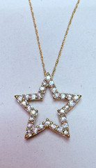 Vintage JC Penny 10k Yellow Gold Small Diamond Star Pendant Necklace