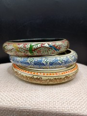 Vintage Kashmiri Bangle Bracelet Set 3 Hand Painted Wood Pulp Bird Floral 8.5″