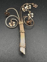 Vintage Gold‑Tone Floral Bouquet Brooch • Wirework Stems & Stone Centers