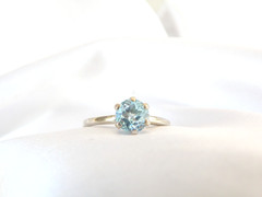 Vintage Sterling Silver 925 Heated Natural Blue Topaz Solitaire Ring Size 8
