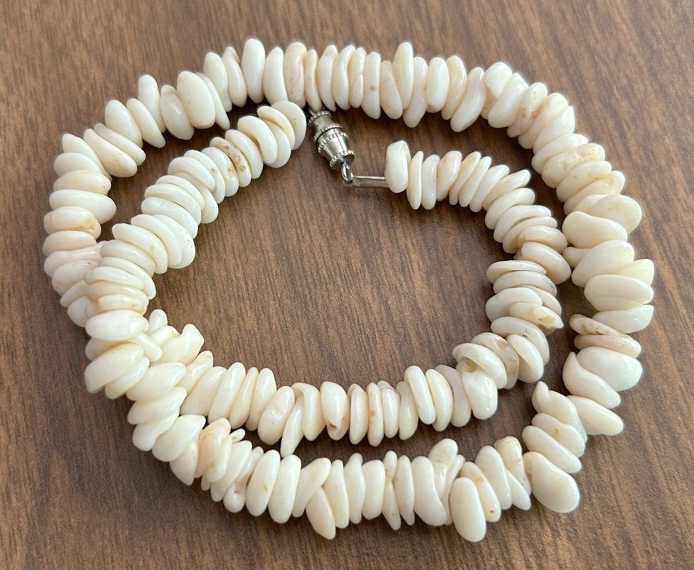 Vintage Puka Shell Necklace 70’s Beach Surfer 16″ Barrel Closure Estate Find