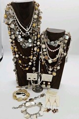 Jewelry Lot Vintage to NOW Necklace Bracelet Earrings Pearlized Shell 21 pc LOT