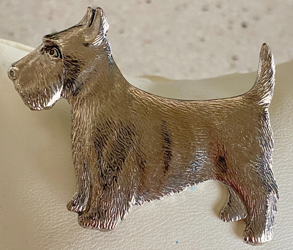 Vintage Scottish Terrier Scottie Dog Brooch Pin Silver Tone Detailed Fur 2″