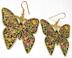 VINTAGE STUNNING GOLD TONE MULTI COLOR ENAMEL BUTTERFLY PIERCED DANGLE EARRINGS