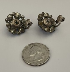 Vintage MCM Prong Set Sparkling Blue Rhinestone Silvertone Screwback Earrings