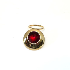 Vintage 70s 80s Gold Tone Scarf Ring Red Faceted Stone w Hinged Clip