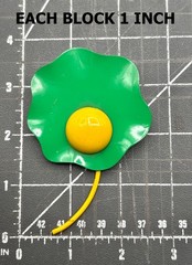 RARE VINTAGE EARLY 1960s MOD POP ART FLOWER PIN GREEN & YELLOW 💚💛 PETALS