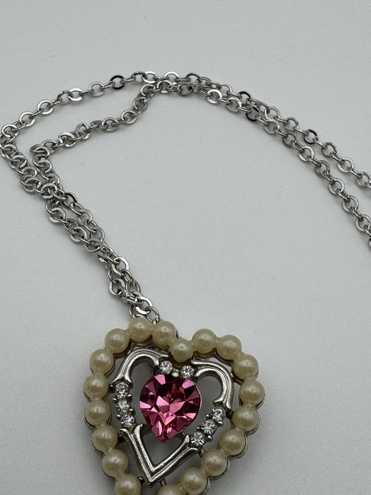 Vtg Avon Dear Triple Heart Silvertone Faux Pearls Pink Clear Rhinestone Necklace