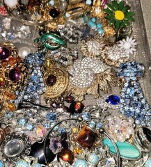VTG Harvest Craft Repair Wear BEAUTIFUL Rhinestone Jewelry Repair High End Lot