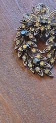 Vintage Juliana DeLizza Elster Wreath Brooch Smoky Gray Clear Rhinestone Pin DE