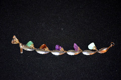 Vintage Silver Tone Feather Leaf and Assorted Gemstones Stone Bracelet 8”