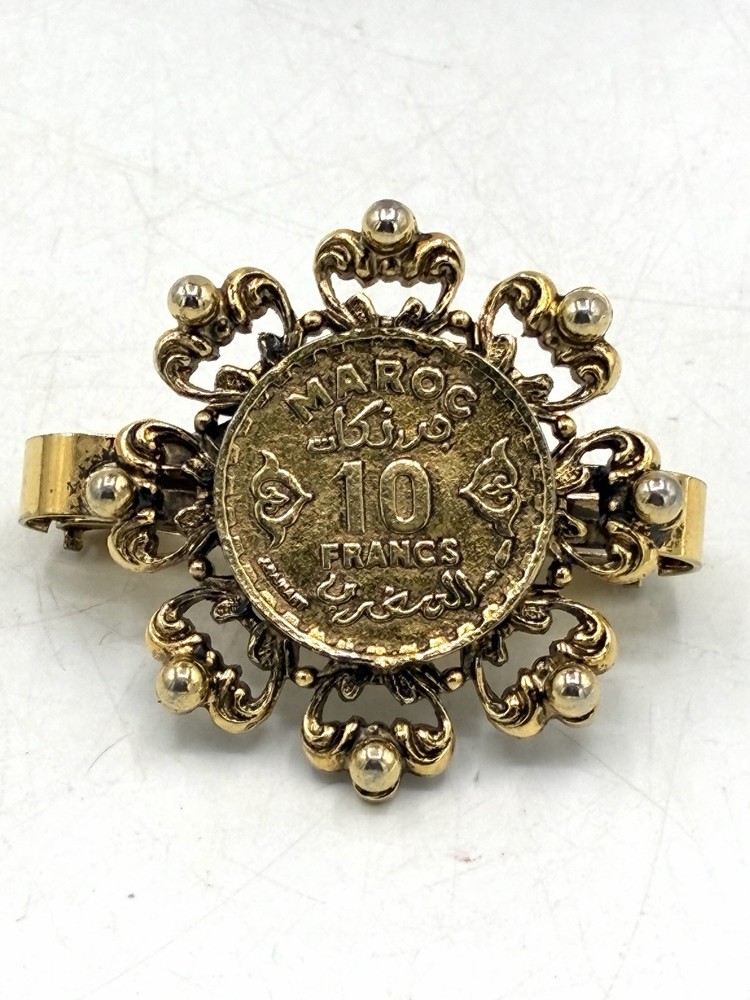 Moroccan 10 Francs Coin Scarf Clip Gold Tone Filigree Vintage Morocco