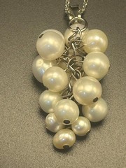 Vintage Japanese Genuine Freshwater Pearl Grape Cluster Pendant White Pearl 1.5″