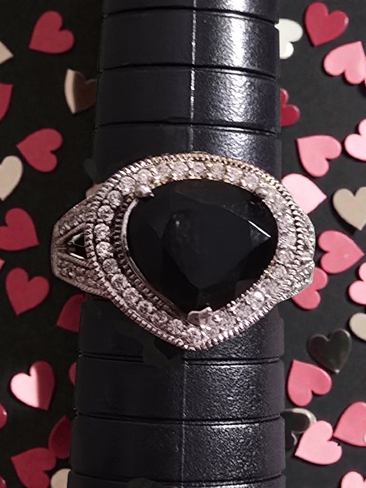 925 Sterling Silver Black Onyx Ring Halo Vintage Style Size 8 CZ Accents