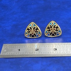 Vtg Aztec Mosiac Triangle Goldtone Blue Red Enamel Clip On Earrings