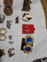 Vintage Earrings For Pierced And Non Pierced Ears. All Have Mates. About 50 Pai