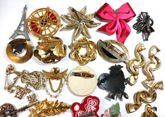 Modern, Vintage Unsigned Brooch Lot of 33 Pieces (Group A)