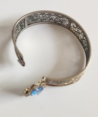 Antique JJ White Art Deco Rhodium/Gold Filigree Hinge Bracelet Blue Czech Stone