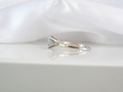 Vintage Sterling Silver 925 Heated Natural Blue Topaz Solitaire Ring Size 8