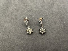 2.08g Vintage Sterling Silver 925 Floral Cluster Drop Dangle Earrings M