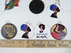 Vintage Earrings Lot Folk Art Africa Black Woman Queen Multicolor D2063