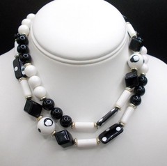 Vtg 80s Black White Beaded Lucite Plastic 30″ Necklace Bangle Polka Dot Earrings