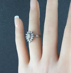 Vintage Ring Solid 14K White Gold Diamonds Engagement Starburst Jewelry Size 5