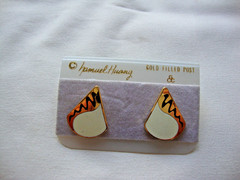VINTAGE SAMUEL HUANG DESIGNER CLOISONNE RETRO MOD BLACK & WHITE STUD EARRINGS