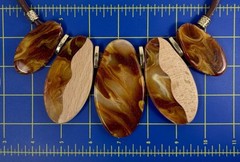C 1946 Marbled Acrylic/Wood Ovals Faux Leather Cord Statement Gold Tone Necklace