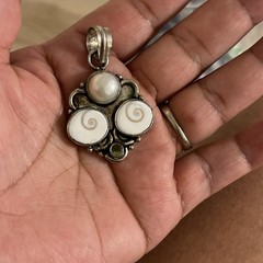 vintage shiva eye, pearl Women’s pendant in silver tone