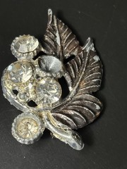 Vintage Pot Metal Brooch Flowers Rhinestone 2” READ