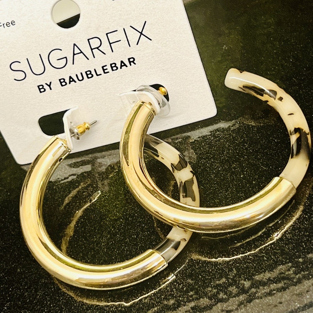 Large SUGARFIX by BaubleBar Women’s Hoop Earrings Tortoise Resin Hoop Gold 1385