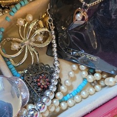 Mostly Vintage Jewlery Lot Some Signed All Wearable Brooches Necklaces Etc