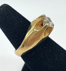VTG Victorian Style Solitaire Chunky Gold tone Men’s Ring Size 8 statement