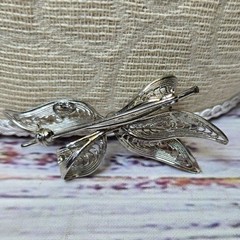 Antique Western Germany1940’s Silver Tone Filigree Bow Pin Brooch Jewelry signed
