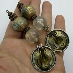 Vtg 1980’s Etruscan Revival Resin Runway Statement Earrings Clip Avant-Garde