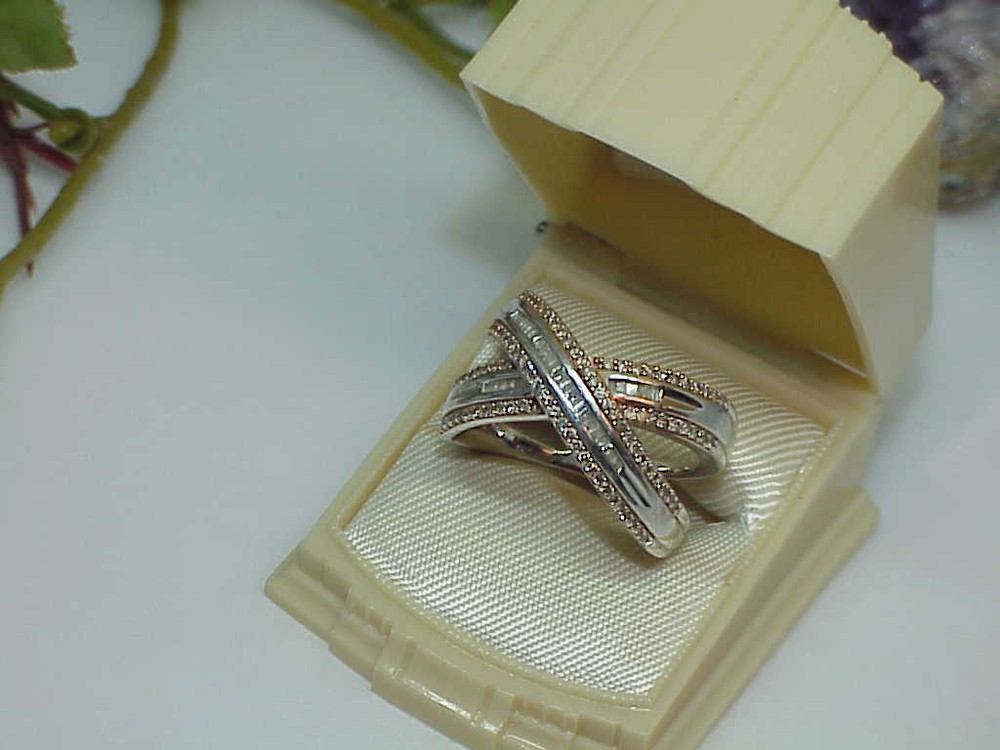 Vtg Sterling 18k Gold clad 1.00ct Diamond Criss Cross Ring Baguettes Sz8-7.9Gr